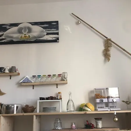 לינה וארוחת בוקר R&b Midora