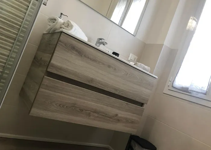 R&b Midora 4* 摩德纳